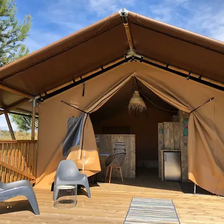 Les Saint Pierre Guest house *